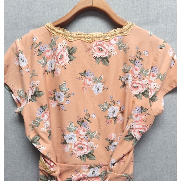 No Comment Floral Wrap Top Sz L Lace Trim Tie Y2K Cottagecore Coquette Romantic - Picture 6 of 14